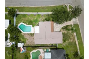 5830 VENETIAN BOULEVARD, ST PETERSBURG, FL 33703 - MLS#MFRTB8405811