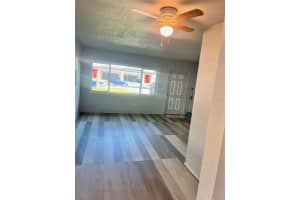 137 38TH AVENUE, ST PETERSBURG, FL 33705 - MLS#MFRTB8405860