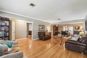 609 LAKE SHORE DRIVE, MAITLAND, FL 32751 - MLS#MFRTB8405896