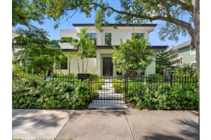 526 16TH AVENUE, ST PETERSBURG, FL 33704 - MLS#MFRTB8405897