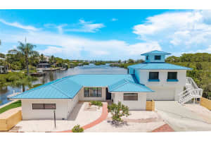 614 Betmor Ln, PALM HARBOR