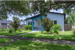2637 BAYSIDE DRIVE, ST PETERSBURG, FL 33705 - MLS#MFRTB8405937