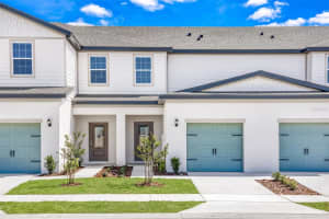 751 Poppy Ln, DUNDEE