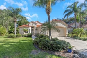 705 Lighthouse Dr, TARPON SPRINGS