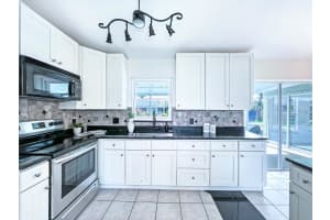 2727 18TH PLACE, CAPE CORAL, FL 33914 - MLS#MFRTB8405995