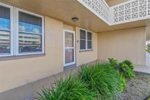 4915 Bay St Ne #123, ST PETERSBURG