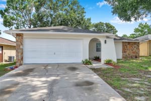 2585 Ridge Ln, PALM HARBOR