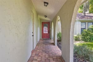11320 CARROLLWOOD ESTATES DRIVE, TAMPA, FL 33618 Sold 09/03/25