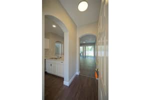 4146 BISMARCK PALM DRIVE, TAMPA, FL 33610 - MLS#MFRTB8406107