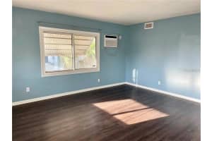 624 FOLSOM STREET, ST PETERSBURG, FL 33707 - MLS#MFRTB8406110