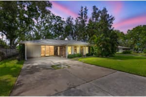8431 RIVERSIDE DRIVE, ST PETERSBURG, FL 33702 - MLS#MFRTB8406121