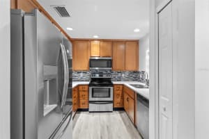 9434 CHARLESBERG DRIVE, TAMPA, FL 33635 - MLS#MFRTB8406141