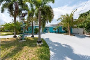 4643 BAY CREST DRIVE, TAMPA, FL 33615 - MLS#MFRTB8406165