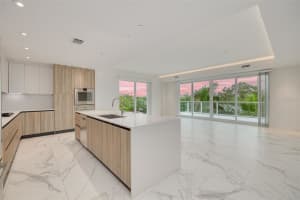 1020 SUNSET POINT ROAD, CLEARWATER, FL 33755 - MLS#MFRTB8406185