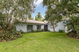 712 DIVOT LN, POINCIANA, FL 34759 Sold 09/19/25