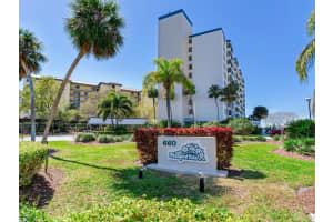 660 ISLAND WAY, CLEARWATER BEACH, FL 33767 - MLS#MFRTB8406202