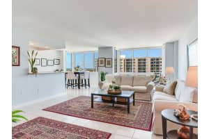 660 ISLAND WAY, CLEARWATER BEACH, FL 33767 - MLS#MFRTB8406202
