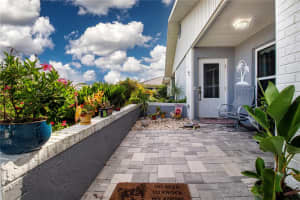 1004 YELLOWBIRD PLACE, SUN CITY CENTER, FL 33573 - MLS#MFRTB8406208