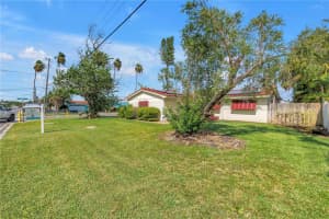 557 CRYSTAL DRIVE, MADEIRA BEACH, FL 33708 - MLS#MFRTB8406247
