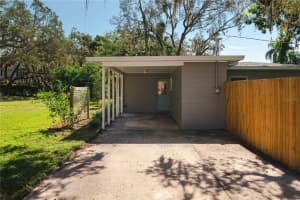 305 BELLE VIEW AVENUE, TEMPLE TERRACE, FL 33617 - MLS#MFRTB8406375