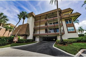 3021 COUNTRYSIDE BOULEVARD, CLEARWATER, FL 33761 Sold 08/22/25