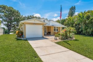 723 MERLINS COURT, TARPON SPRINGS, FL 34689 - MLS#MFRTB8406455