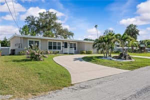 327 SUNNY LANE, BELLEAIR, FL 33756 - MLS#MFRTB8406462