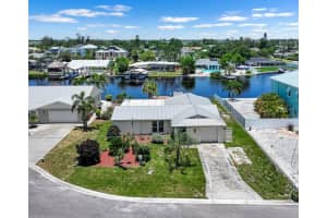 803 Leisey Cir, RUSKIN