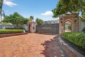 4965 BAYSHORE BOULEVARD, TAMPA, FL 33611 - MLS#MFRTB8406492