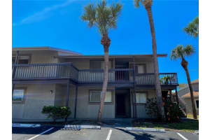 6332 NEWTOWN CIRCLE, TAMPA, FL 33615 - MLS#MFRTB8406498