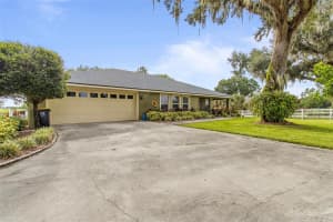70 ARTHUR LANE, WINTER HAVEN, FL 33880 - MLS#MFRTB8406512