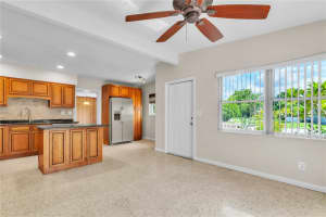 6242 56TH AVENUE, ST PETERSBURG, FL 33709 - MLS#MFRTB8406559