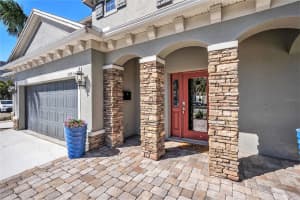 5701 MACDILL AVENUE, TAMPA, FL 33611 - MLS#MFRTB8406569