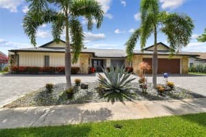 4202 SALTWATER BOULEVARD, TAMPA, FL 33615 - MLS#MFRTB8406581