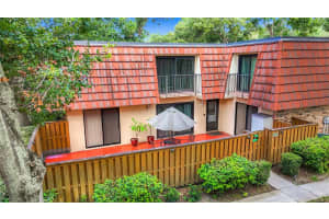 738 1st Ct, PALM HARBOR