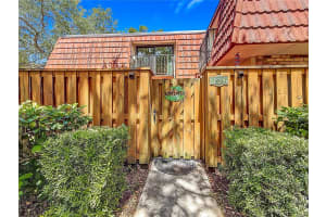 738 1ST COURT, PALM HARBOR, FL 34684 Sold 09/15/25