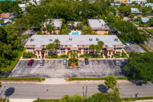 100 GRAND BOULEVARD, TARPON SPRINGS, FL 34689 Sold 08/22/25