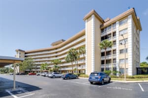 8950 PARK BOULEVARD, LARGO, FL 33777 - MLS#MFRTB8406671