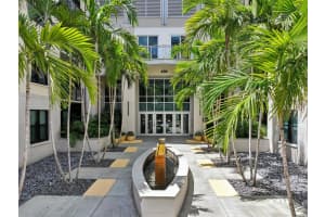 400 4TH AVENUE, ST PETERSBURG, FL 33701 - MLS#MFRTB8406778