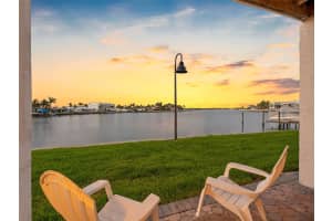 113 YACHT CLUB CIRCLE, NORTH REDINGTON BEACH, FL 33708 - MLS#MFRTB8406813