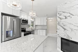 2201 SUNDERLAND ROAD, MAITLAND, FL 32751 - MLS#MFRTB8406819