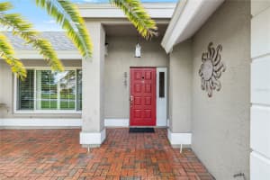 8787 GLEN LAKES BOULEVARD, ST PETERSBURG, FL 33702 - MLS#MFRTB8406867
