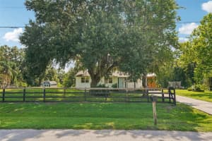 3628 Foxwood Blvd, WESLEY CHAPEL
