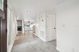 4213 FAIRWAY RUN, TAMPA, FL 33618 - MLS#MFRTB8406893