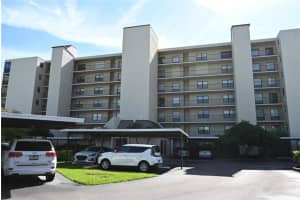 2800 Cove Cay Dr #5d, CLEARWATER