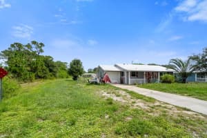 490 14TH STREET, VERO BEACH, FL 32962 Sold 08/27/25