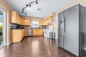 8360 121ST PLACE, LARGO, FL 33773 Sold 08/11/25