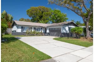 574 6TH AVENUE, LARGO, FL 33771 Sold 08/29/25