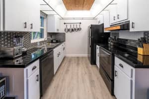 574 6TH AVENUE, LARGO, FL 33771 Sold 08/29/25