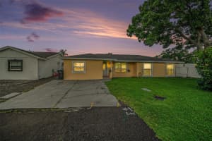 8802 SLEEPY CREEK COURT, TAMPA, FL 33634 - MLS#MFRTB8406996